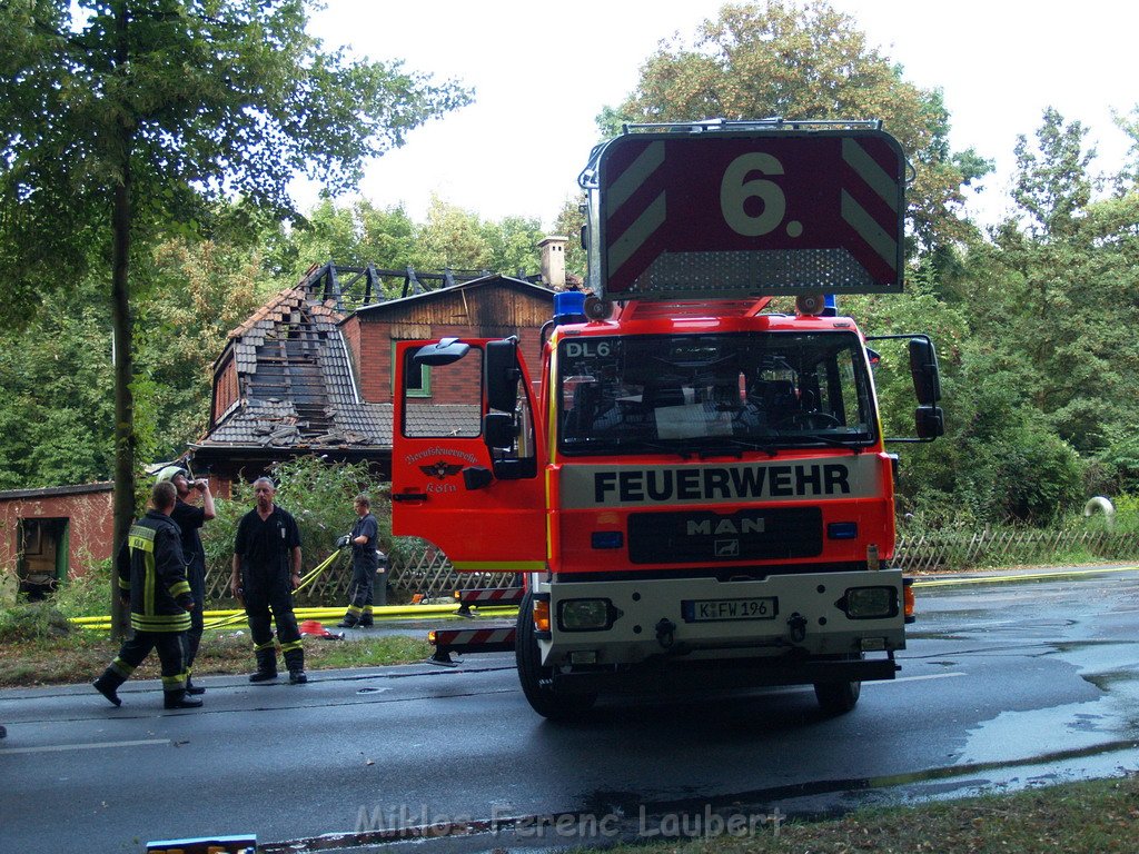 Brand Schuetzenhof Neusser Landstr P6646.JPG